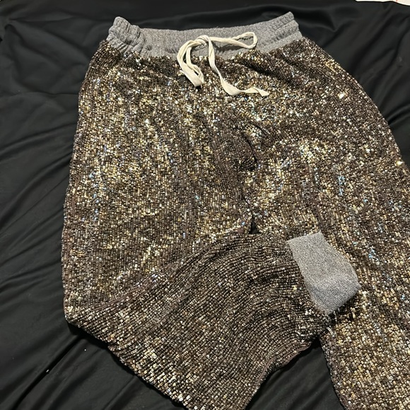 Sequine pant - Picture 2 of 3
